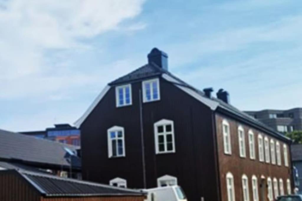 Sjarmerende Leilighet I Hjerte Av Tonsberg By ภายนอก รูปภาพ