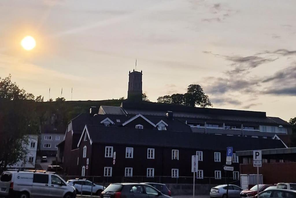 Sjarmerende Leilighet I Hjerte Av Tonsberg By ภายนอก รูปภาพ